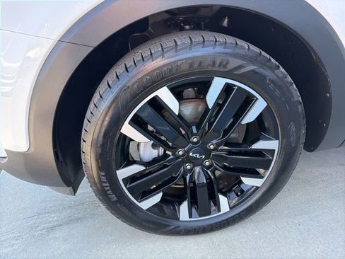 Certified 2024 Kia Telluride SX Prestige AWD/4WD image 9