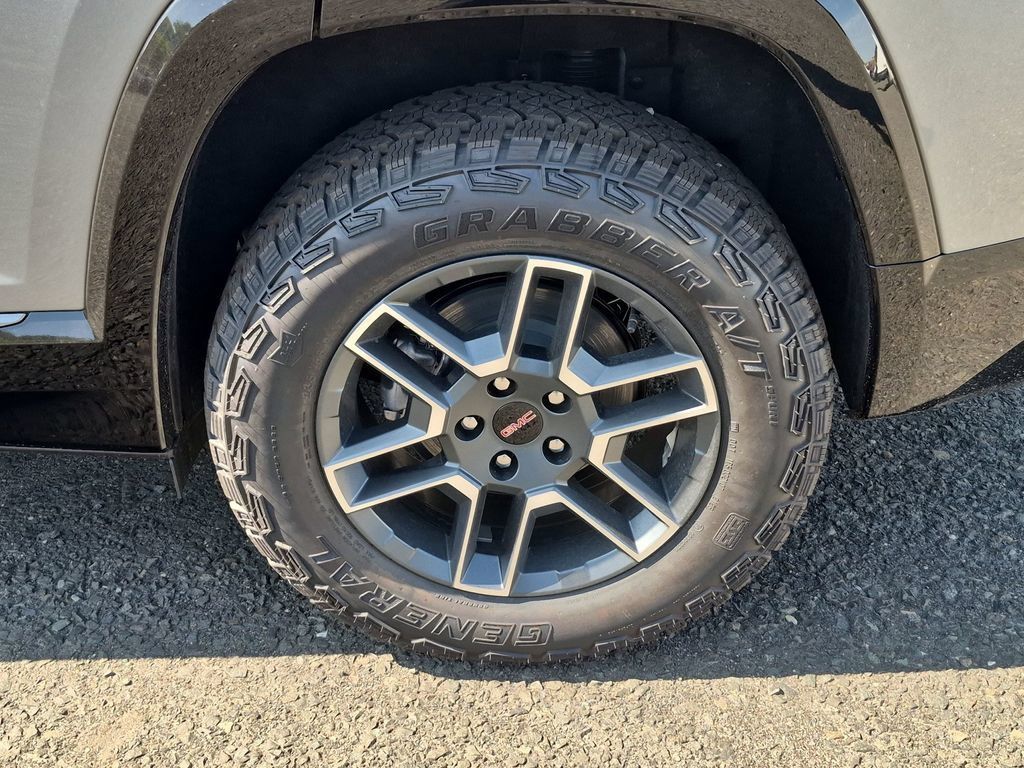 New 2027 GMC Terrain AT4 w/ Convenience Package III AWD/4WD image 28
