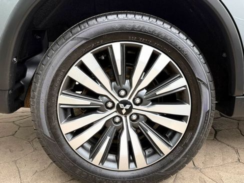 Used 2020 Mitsubishi Outlander ES AWD/4WD image 44