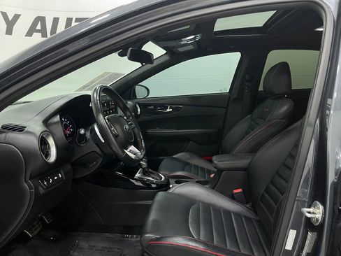 Used 2021 Kia Forte GT w/ GT2 Package image 12