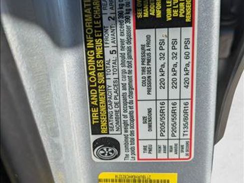 Used 2017 Toyota Corolla LE FWD image 15