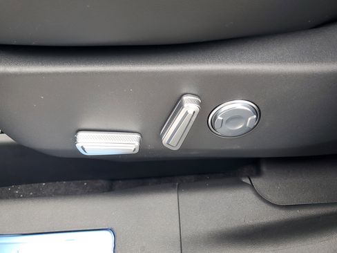 New 2026 Lincoln Nautilus Premier w/ Equipment Group 102A image 12