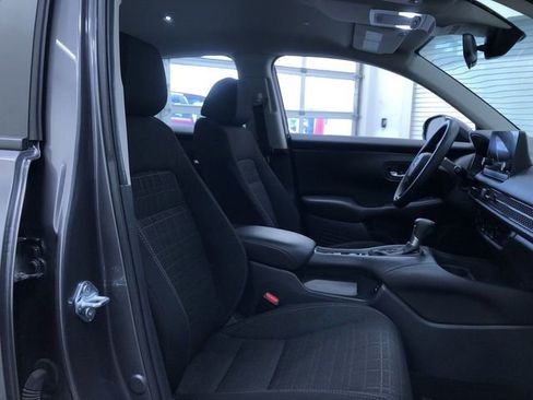 Used 2025 Honda HR-V LX image 23