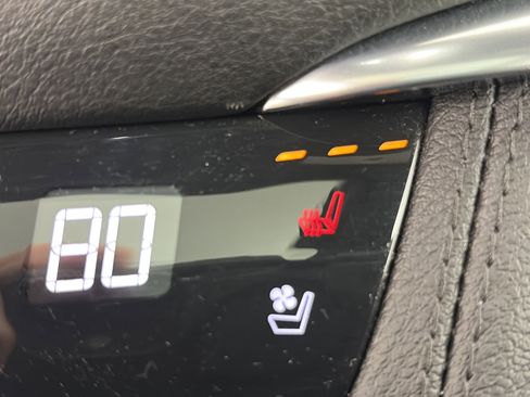 Certified 2023 Cadillac XT5 Premium Luxury w/ Technology Package image 29