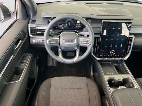 New 2026 GMC Acadia Elevation image 16