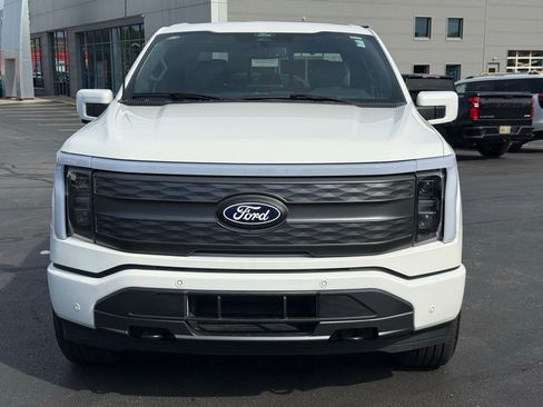 Used 2025 Ford F150 Lightning Lariat AWD/4WD image 9
