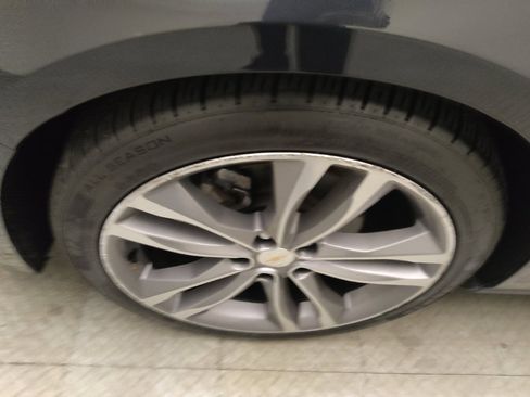 Used 2023 Chevrolet Malibu LT FWD image 31