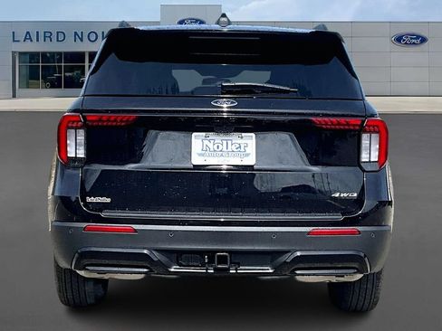 New 2026 Ford Explorer ST-Line AWD/4WD image 4