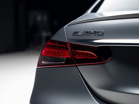 Used 2022 Mercedes-Benz E 53 AMG 4MATIC Sedan image 28