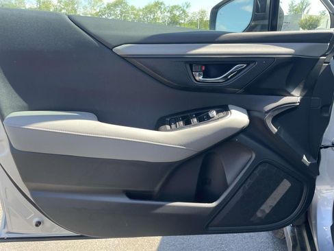 Used 2025 Subaru Outback Premium w/ Popular Package #1 image 5