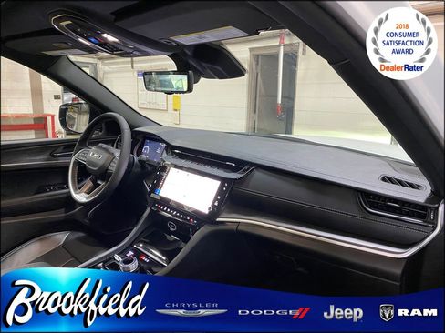 New 2026 Jeep Grand Cherokee L Limited AWD/4WD image 35