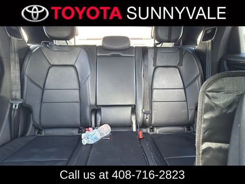 Used 2020 Porsche Cayenne image 6