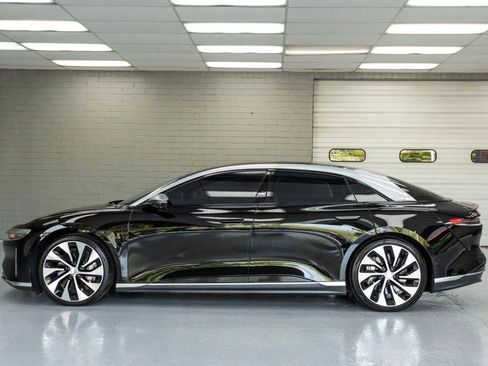 Used 2022 Lucid Air Grand Touring image 4