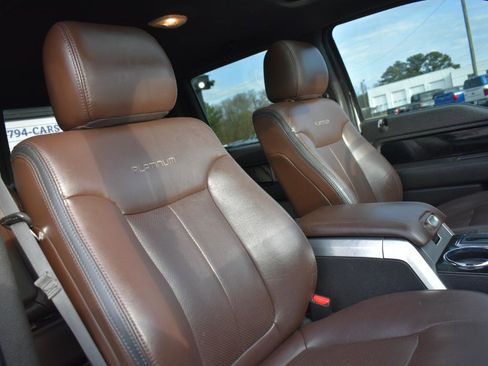 Used 2012 Ford F150 Platinum image 31