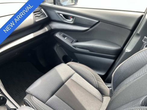 Used 2023 Subaru Ascent Premium w/ Convenience Package AWD/4WD image 13
