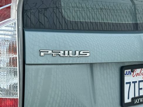 Used 2012 Toyota Prius Two image 7