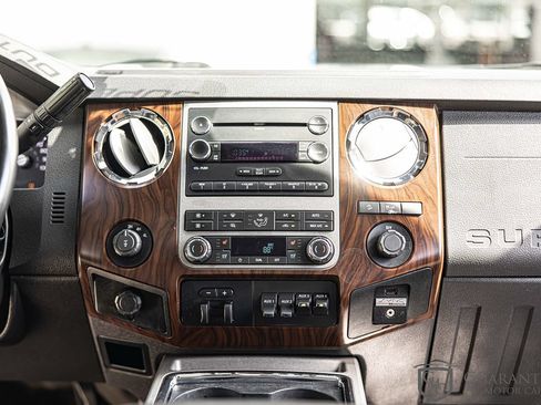 Used 2011 Ford F350 Lariat w/ Lariat Interior Pkg AWD/4WD image 26