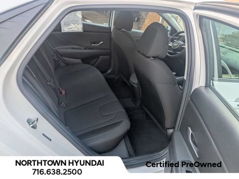 Certified 2023 Hyundai Elantra SEL FWD image 33