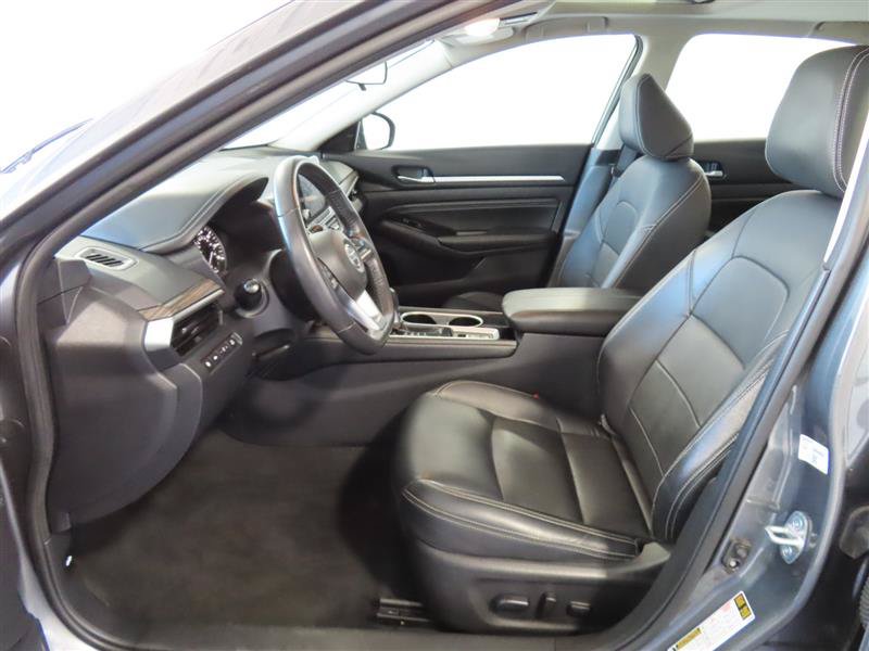 Used 2022 Nissan Altima 2.5 SL FWD image 13