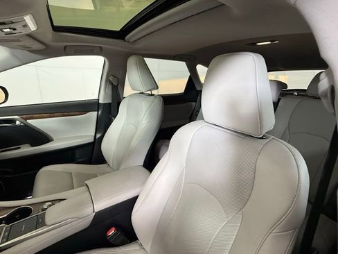 Used 2022 Lexus RX 350L FWD w/ Premium Package image 16