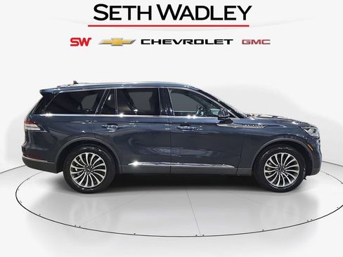 Used 2022 Lincoln Aviator Reserve w/ Elements Package Plus image 8