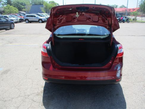 Used 2013 Ford Focus SE image 6