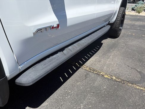 Used 2021 GMC Sierra 1500 AT4 w/ AT4 Premium Package AWD/4WD image 12