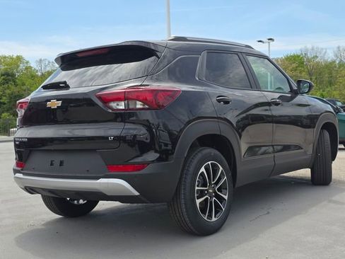 New 2026 Chevrolet TrailBlazer LT w/ Convenience Package AWD/4WD image 14
