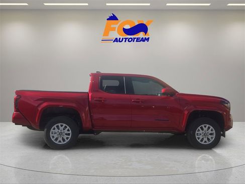 New 2026 Toyota Tacoma SR5 image 5