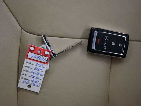 Used 2022 Jeep Grand Cherokee Limited 4xe AWD/4WD image 32