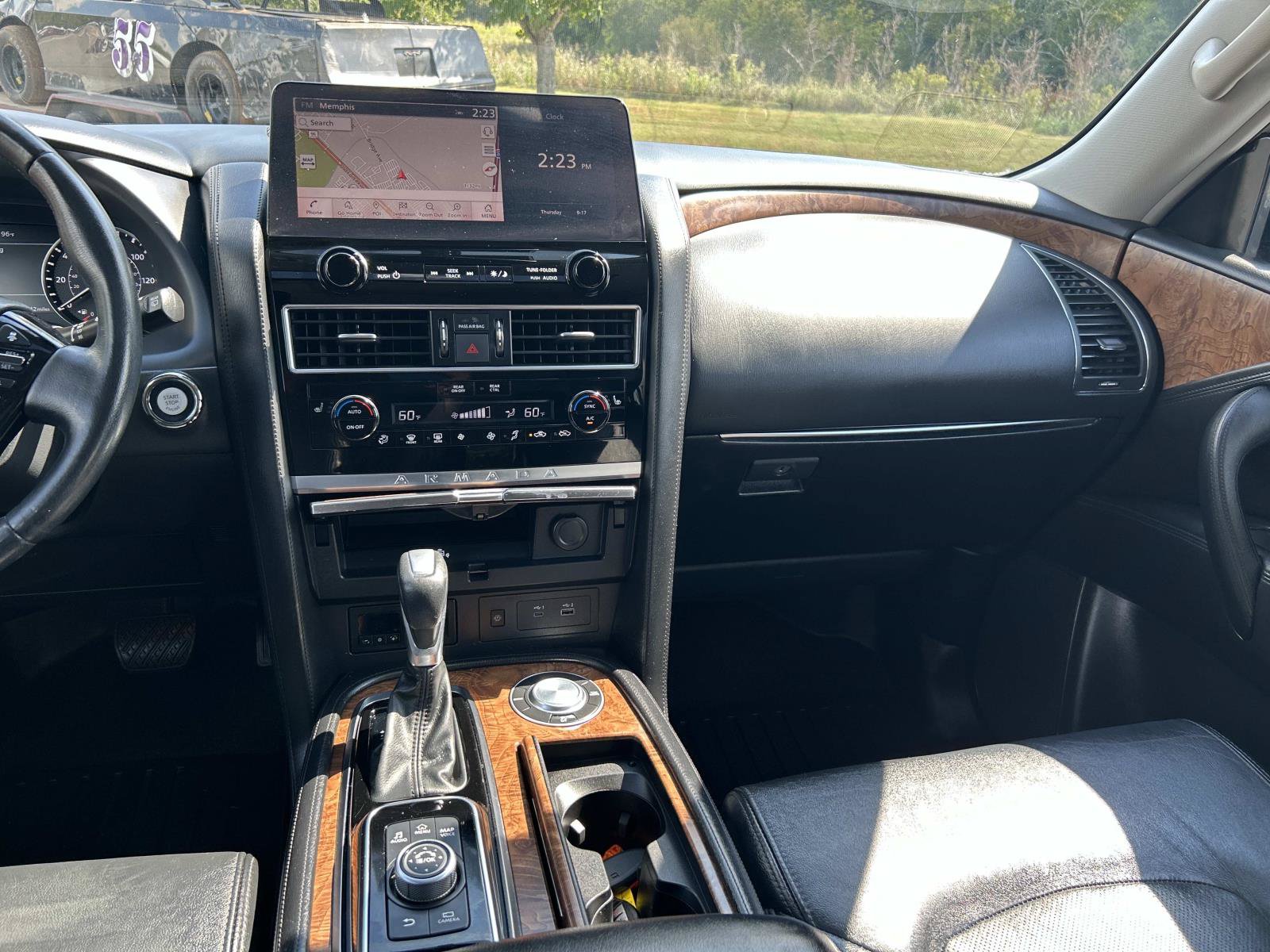 Used 2023 Nissan Armada SL RWD image 25