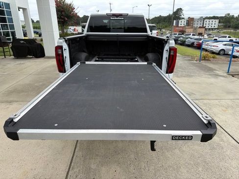 Used 2025 GMC Sierra 2500 Denali Ultimate AWD/4WD image 17