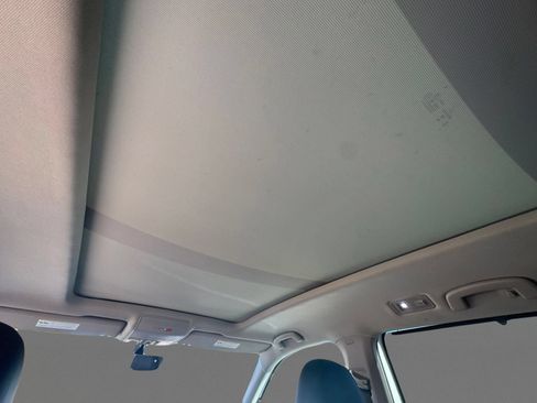 Used 2021 Volkswagen Atlas SE w/ Panoramic Sunroof Package FWD image 22