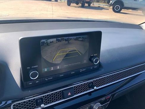 Used 2025 Honda Civic Sport image 21