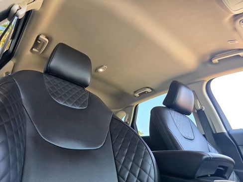 Used 2023 Ford Edge Titanium w/ Equipment Group 301A image 17