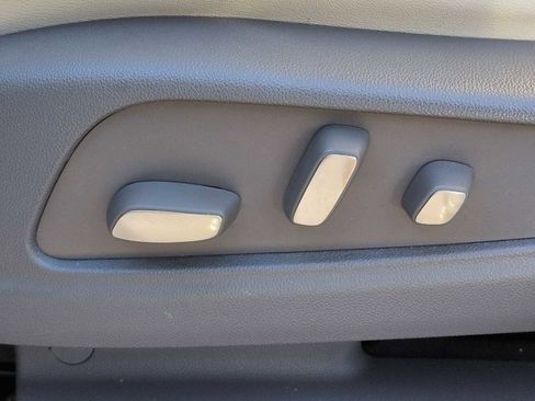 Used 2019 Cadillac XT5 Luxury image 17