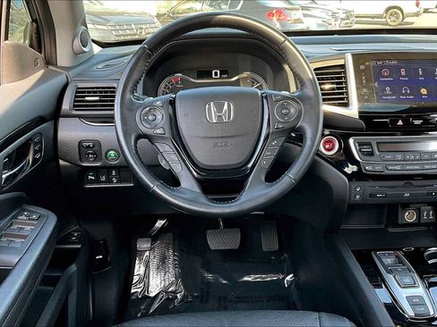 Used 2016 Honda Pilot Elite image 5