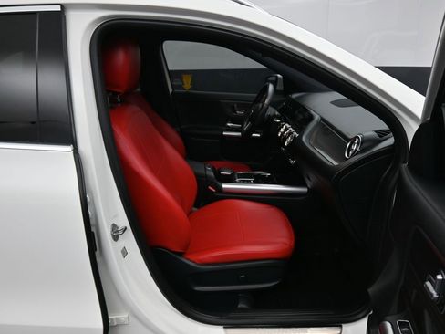 Used 2021 Mercedes-Benz GLA 250 image 42