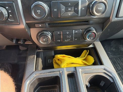 Used 2018 Ford F150 XLT w/ Equipment Group 301A Mid AWD/4WD image 22