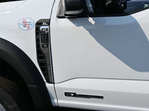 New 2026 Ford F550 4x4 Regular Cab Super Duty image 6
