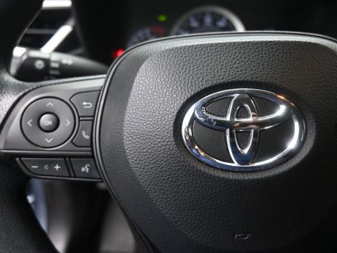 Used 2021 Toyota Corolla LE w/ LE Convenience Package FWD image 15