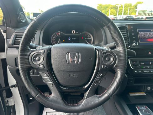 Used 2023 Honda Ridgeline Black Edition image 18