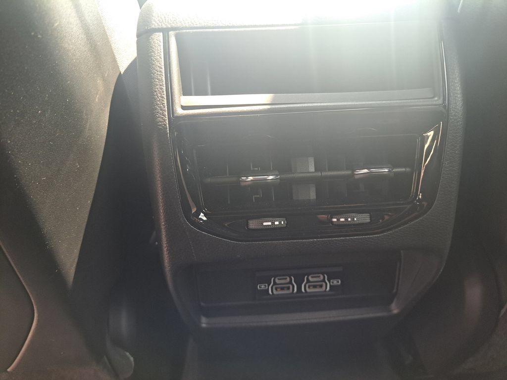 Certified 2025 Jeep Grand Cherokee Laredo X AWD/4WD image 33