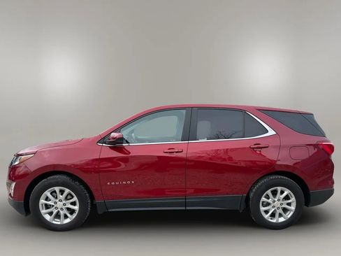 Used 2021 Chevrolet Equinox LT image 3