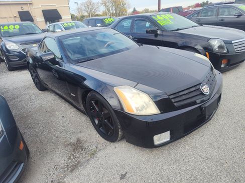 Used 2004 Cadillac XLR image 1
