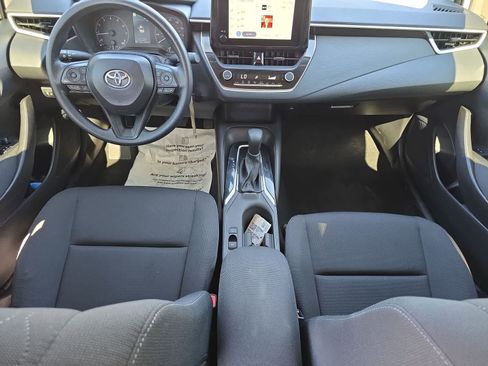 Certified 2025 Toyota Corolla LE FWD image 15