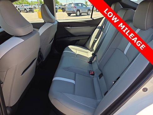 Used 2025 Toyota Camry SE FWD image 10