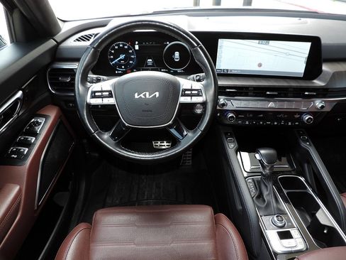 Used 2023 Kia Telluride SX Prestige AWD/4WD image 22