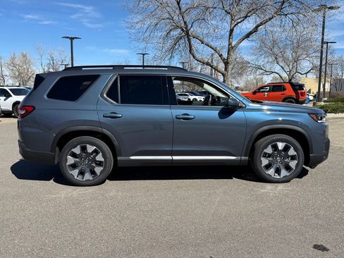 New 2026 Honda Pilot Touring image 3