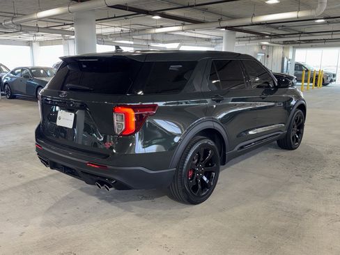 Used 2022 Ford Explorer ST w/ Equipment Group 401A image 8